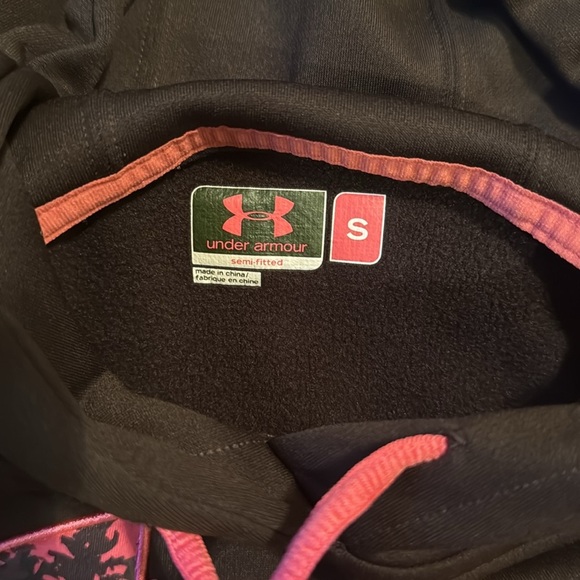 Under Armour Semi-Fitted Women’s Hoodie Size Small Brown Pink Camo Logo Pocket - Picture 8 of 8